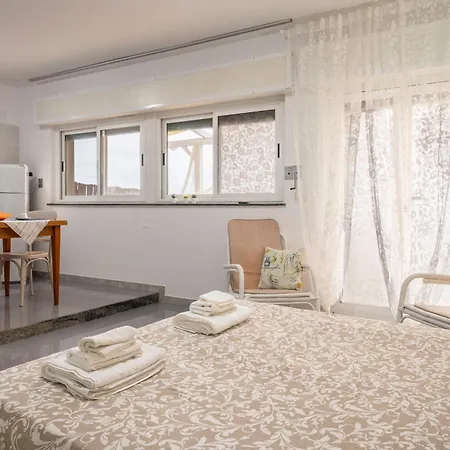 A Casa Di Pietro Uno بيت للعطل *